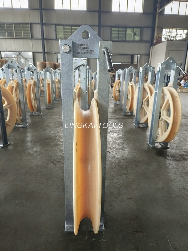 660mm Diameter Bundled Condcutor Pulley Stringing Block Kanthi Roda Nilon Bagian Transmisi Daya