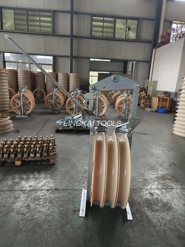 Nilon Lima Sheaves Helikopter Stringing Blok Kanggo Conductor Stringing Site