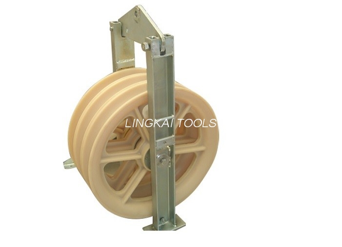 Gedhe Diameter Konduktor Stringing pamblokiran Bundled Setengah Diantrekake Steel Wire Tali