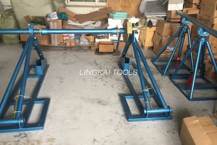 70 KN Underground Kabel Tools Mechanical Kabel Drum Lifting Jack Kanggo Stringing Construction