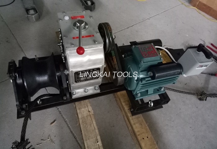 Portable 3 Ton Kabel Daya Winch Puller Kanthi Mesin Listrik Ing Power Line Construction