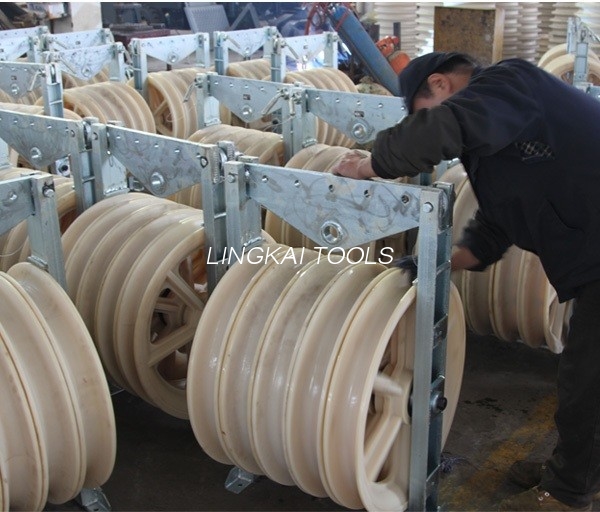 MC Nylon Wheels OPGW Wire Stringing Pulley Block Kanthi Rangka Baja Galvanis