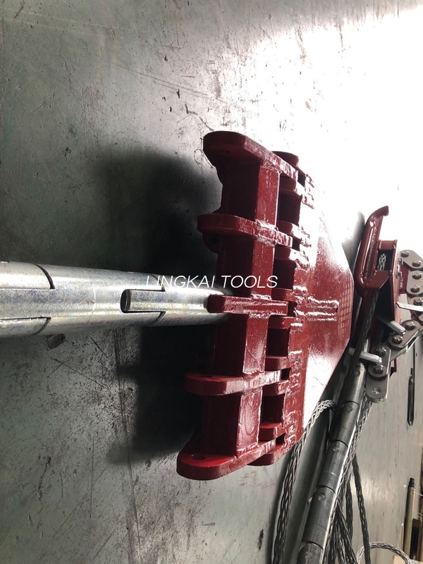 Papan Mlaku Kanggo Narik Konduktor Line Overhead Ing Blok Stringing