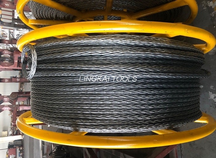 18mm Anti Twisting Steel Wire Rope Kanggo Two Bundled Konduktor Overhead Line Stringing