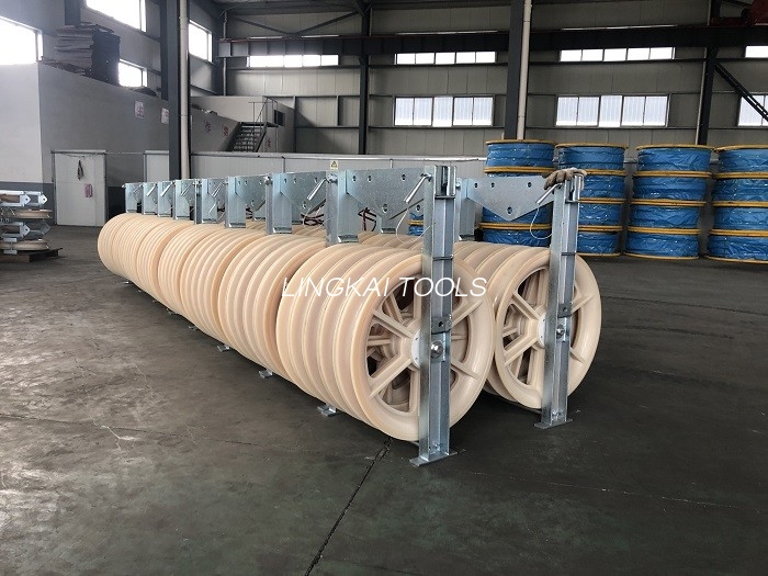 Diameter gedhe Telung MC Nylon Sheave Bundled Konduktor Stringing Blocks